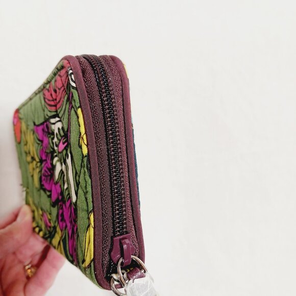 NWT Vera Bradley RFID Grab & Go Wristlet, Autumn Leaves, Approx. 7" X 4" - Picture 12 of 16